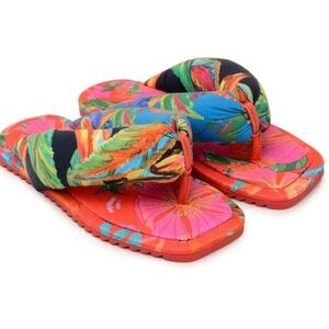 FARM Rio Multi-Scarf Print Tropical Puffy Flip Flop Sandals - 8